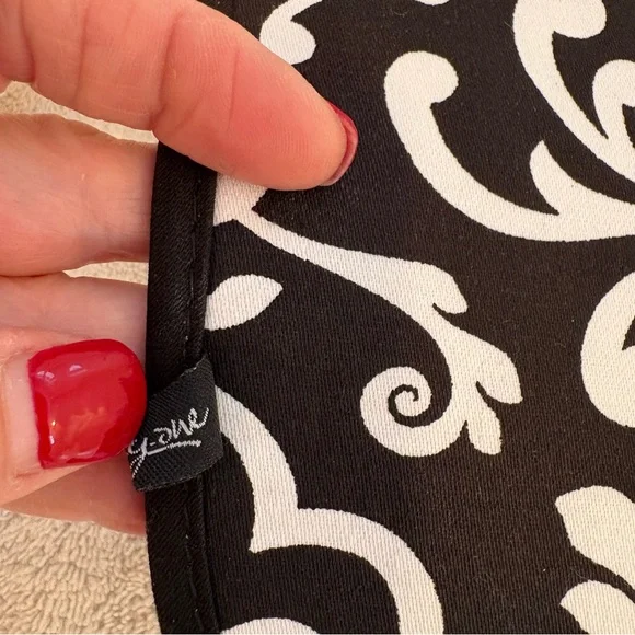 Thirty-One Black Parisian Pop Hot Hair Styling Tools Travel Case - Picture 3 of 8